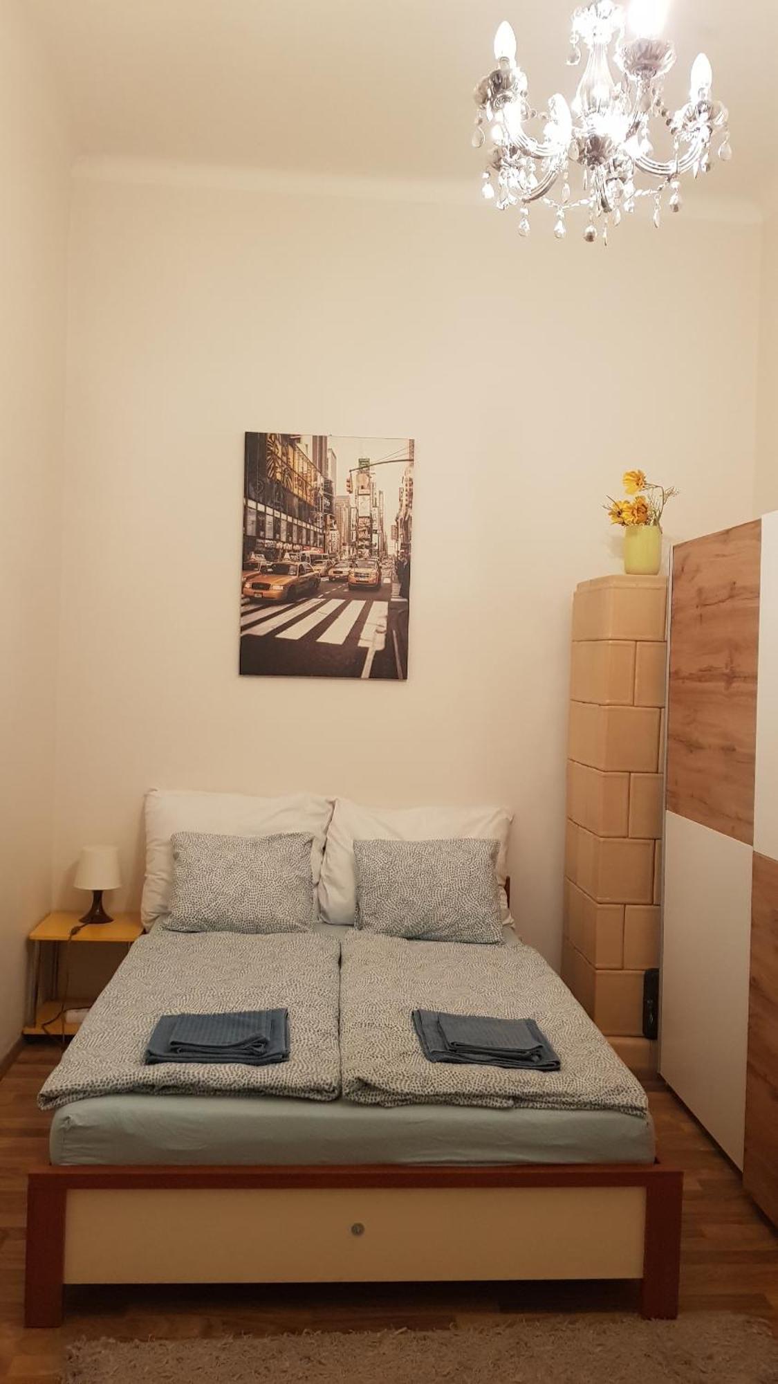 Center Royalty Apartment Budapest Exteriör bild